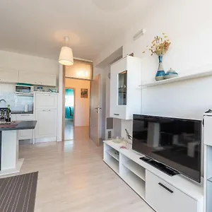 antonio-apartments-sukosan.hotelinzadar.com/
