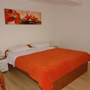 apartments-josipa-mandre.hotelinzadar.com/