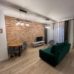 apartament-warszawa-kolejowa-hub.warsawhotelspoland.com/